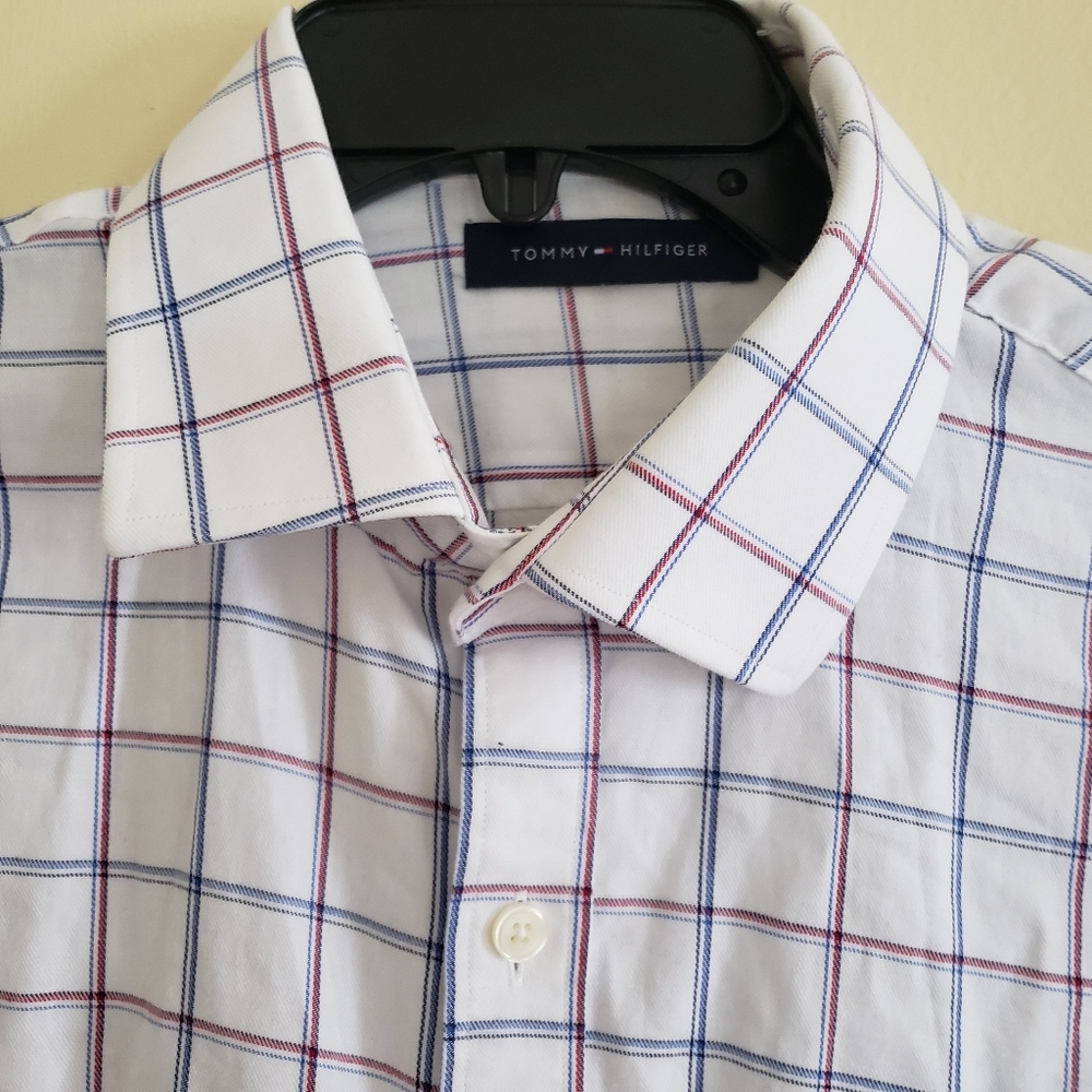 Tommy Hilfiger Men's White and Blue Checkered long sleeve Shirt. size: L